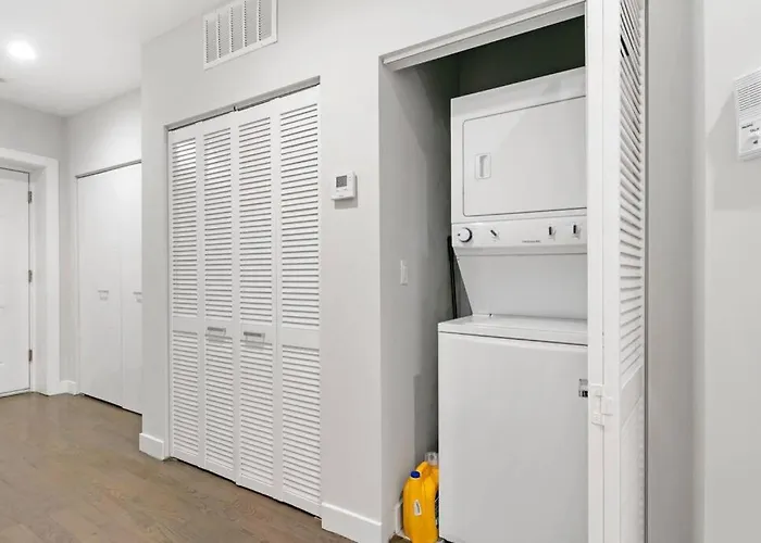 2br Trendy Urban - Division 102w 202w 302w Rep Appartement Chicago